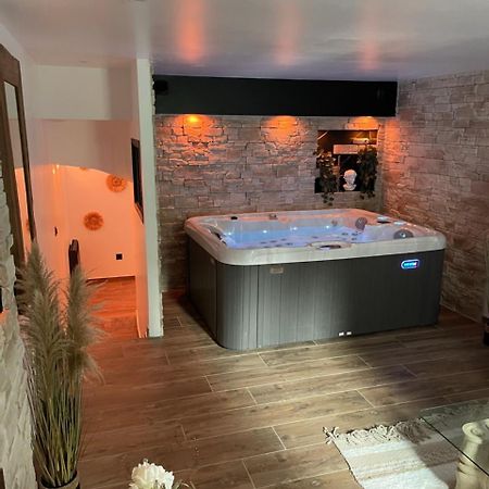 Chateau De La Sagesse Spa Rouen Exterior photo