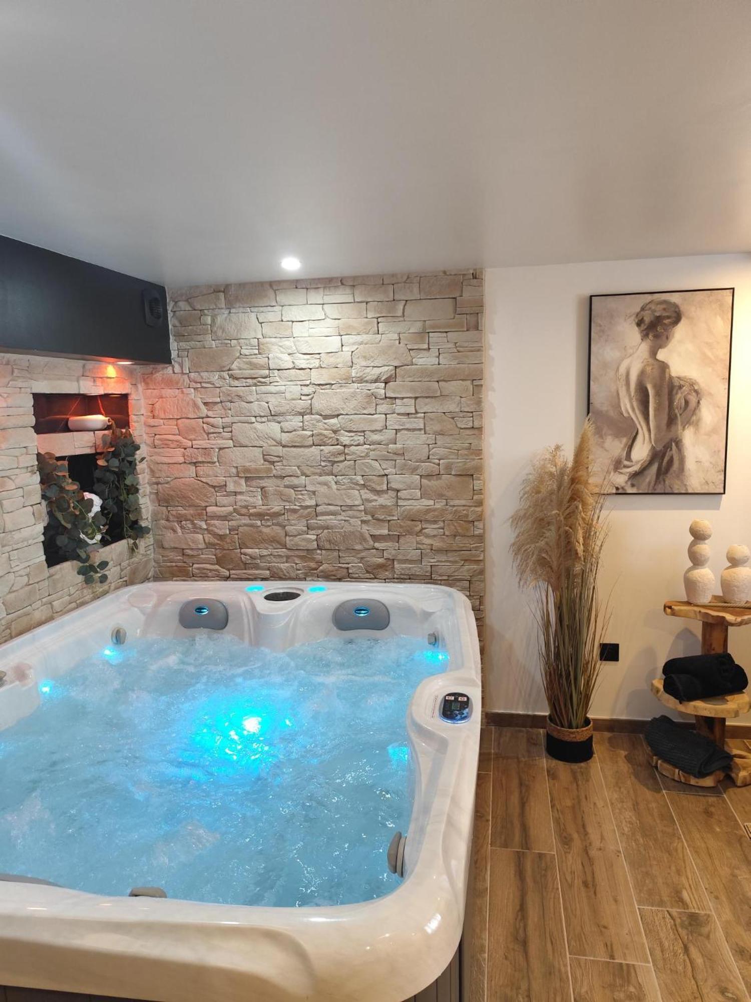 Chateau De La Sagesse Spa Rouen Exterior photo